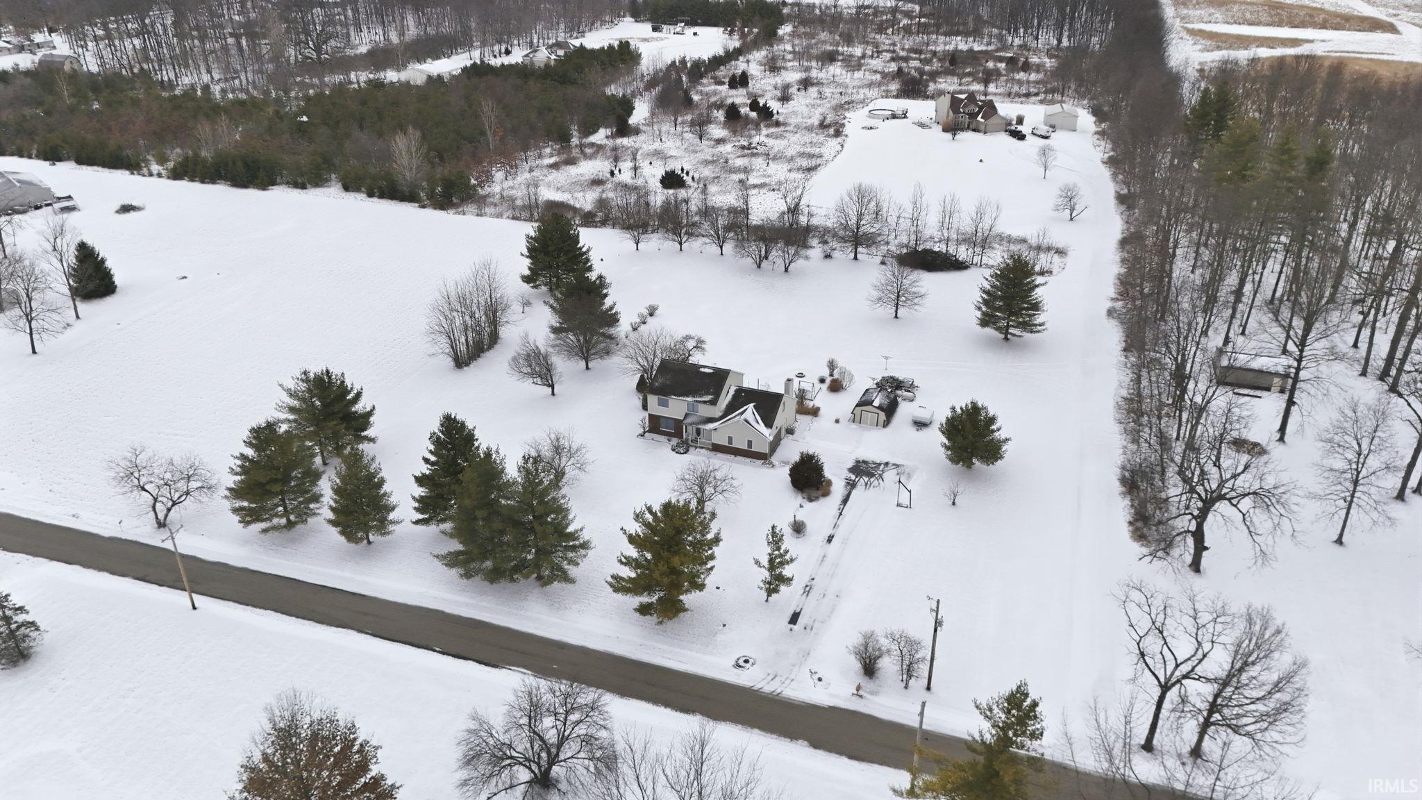 7722 West Greenwell Road Churubusco, IN 46723 - Photo 6 of 36