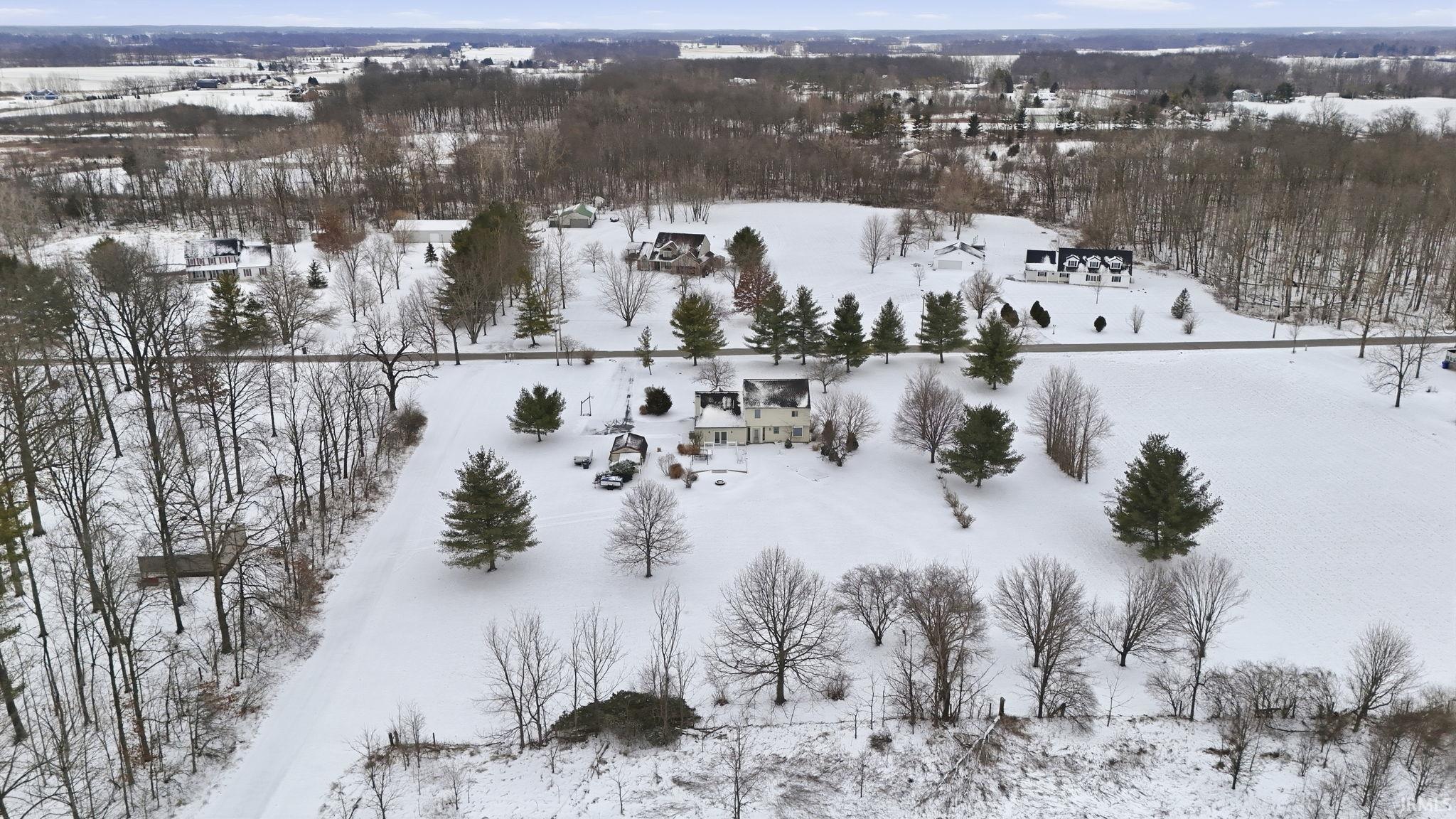 7722 West Greenwell Road Churubusco, IN 46723 - Photo 7 of 36