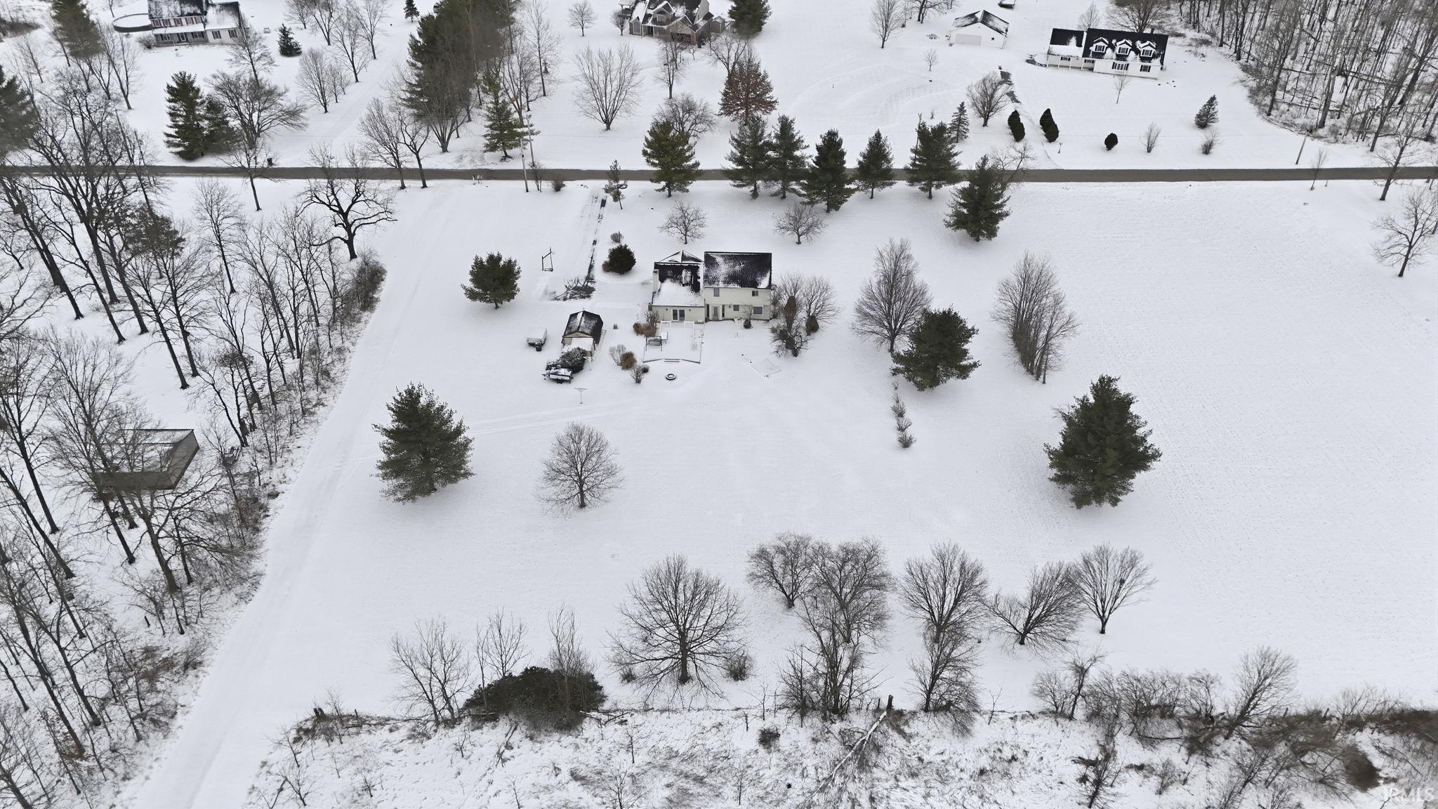 7722 West Greenwell Road Churubusco, IN 46723 - Photo 8 of 36