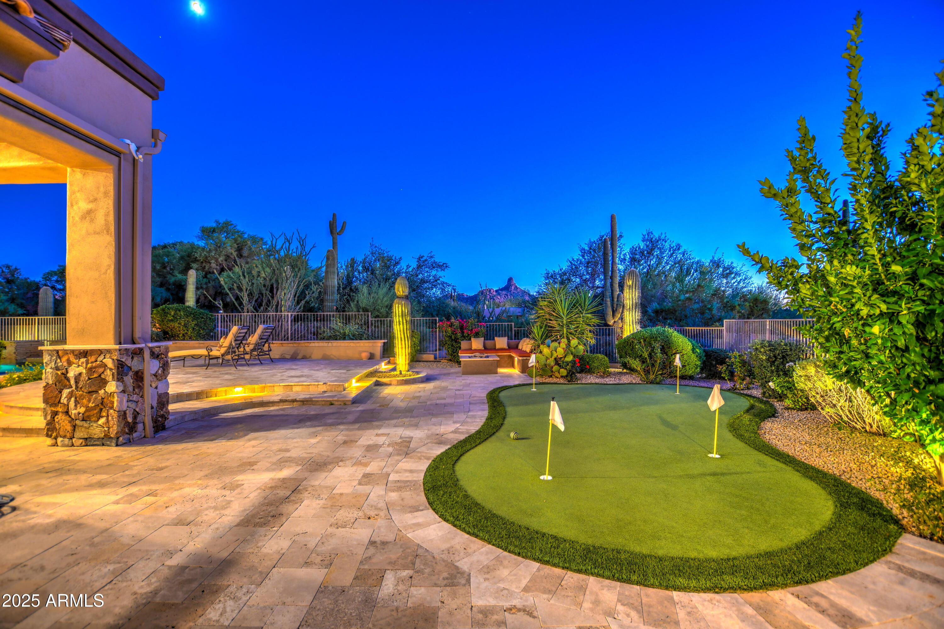 9671 East Monument Drive Scottsdale, AZ 85262 - Photo 114 of 124 Twilight 49