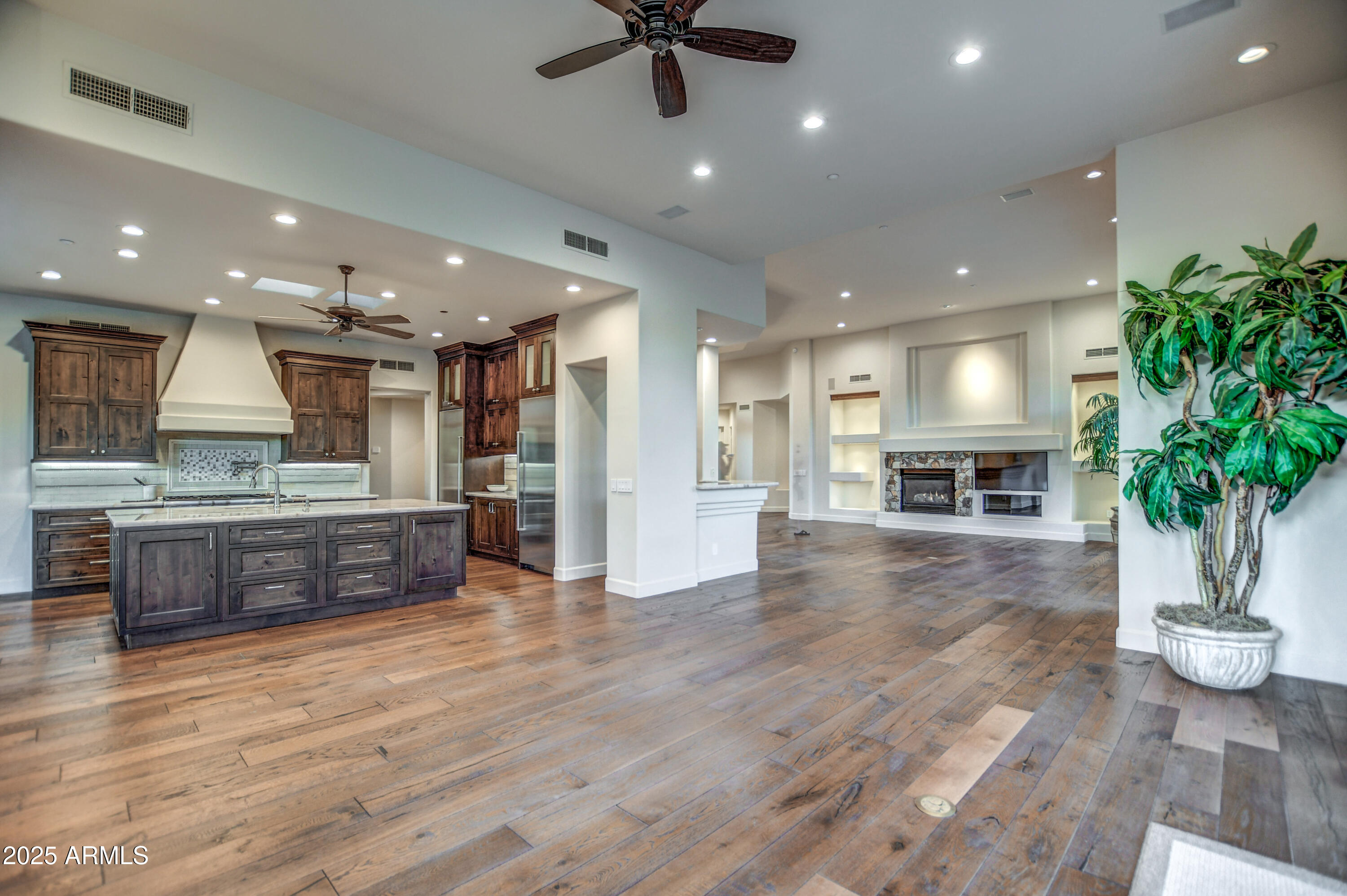 9671 East Monument Drive Scottsdale, AZ 85262 - Photo 19 of 124 Family 3