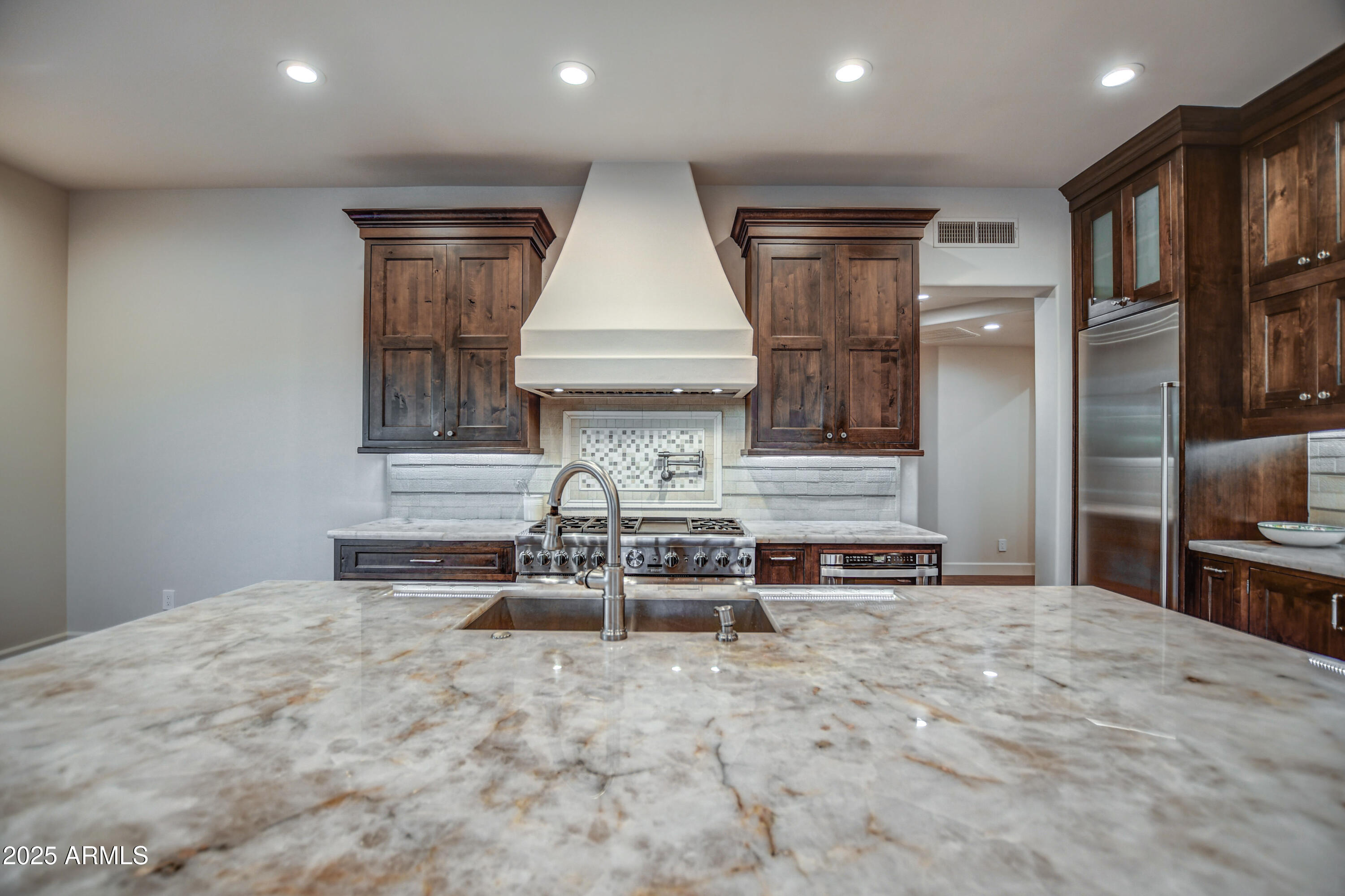 9671 East Monument Drive Scottsdale, AZ 85262 - Photo 28 of 124 Kitchen 8
