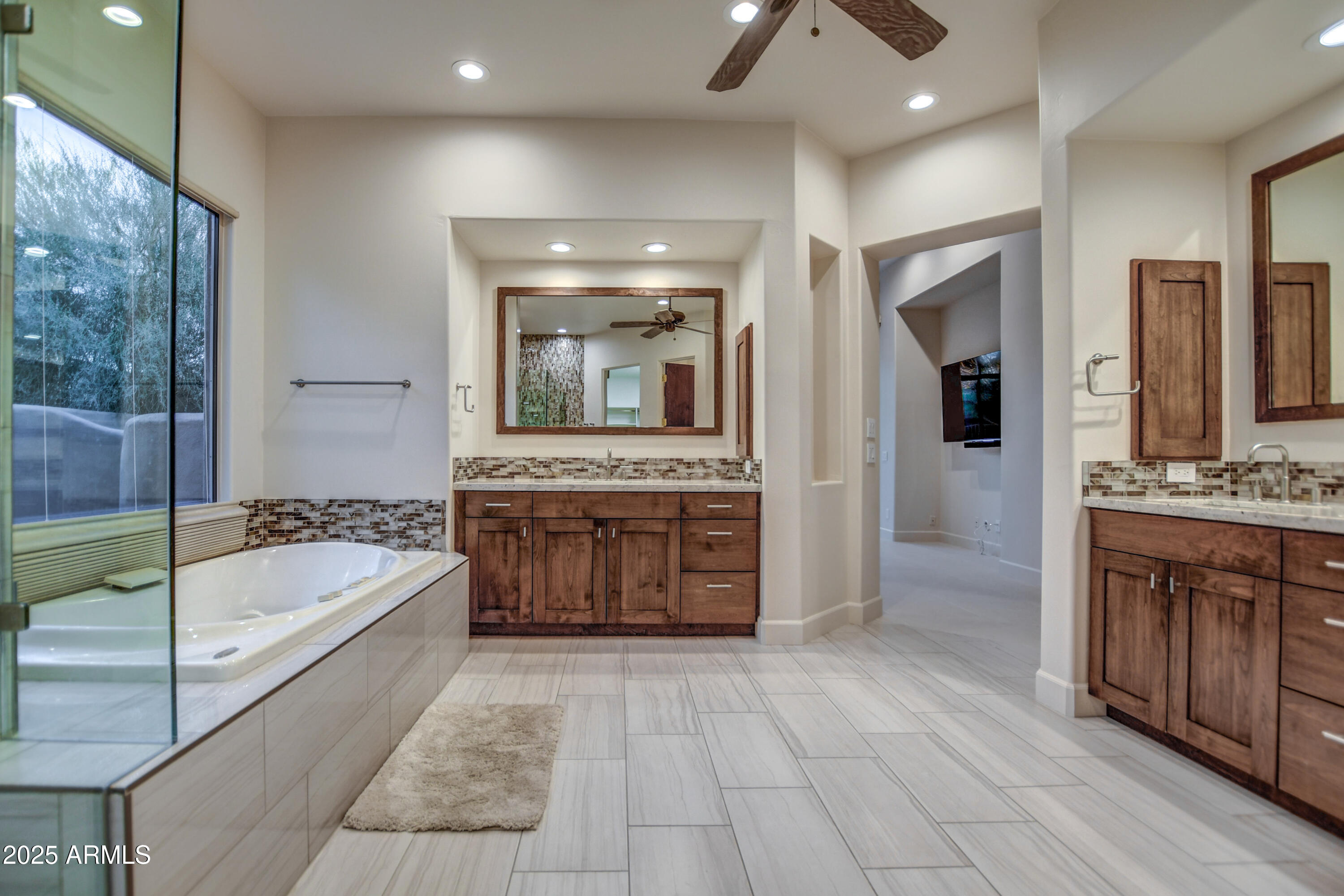 9671 East Monument Drive Scottsdale, AZ 85262 - Photo 32 of 124 Primary Bath 3