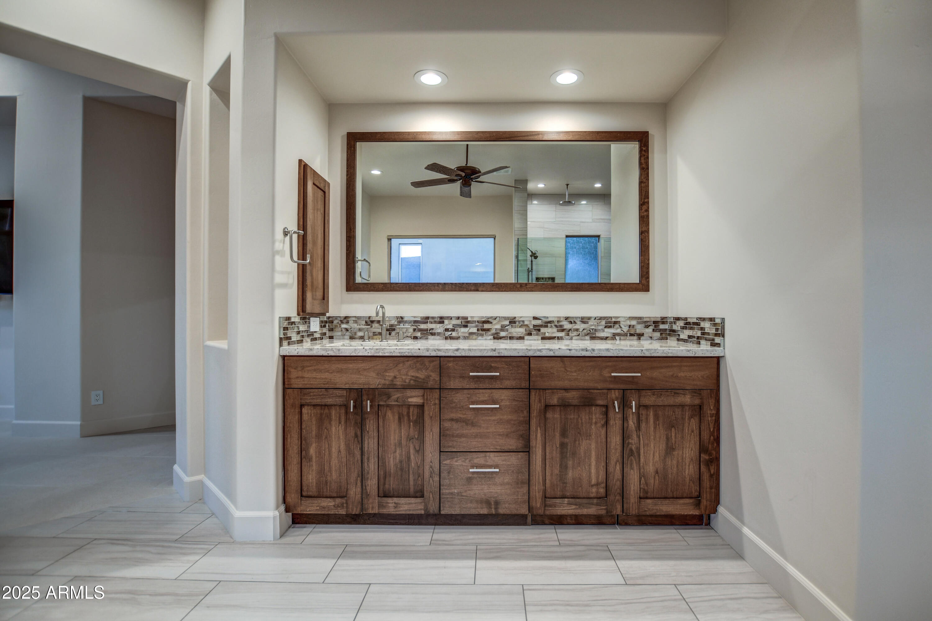 9671 East Monument Drive Scottsdale, AZ 85262 - Photo 33 of 124 Primary Bath 4