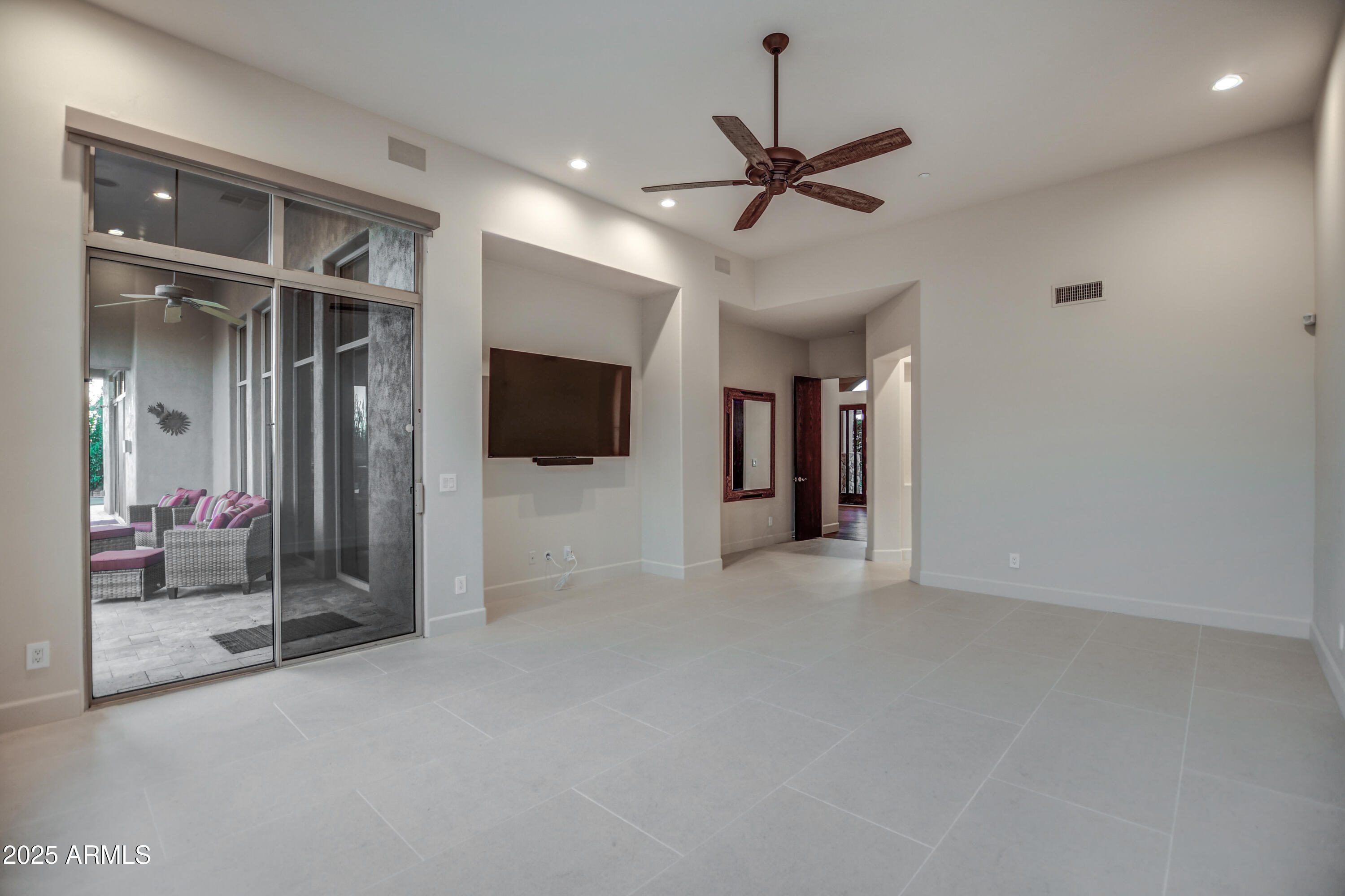 9671 East Monument Drive Scottsdale, AZ 85262 - Photo 37 of 124 Primary Bed 3