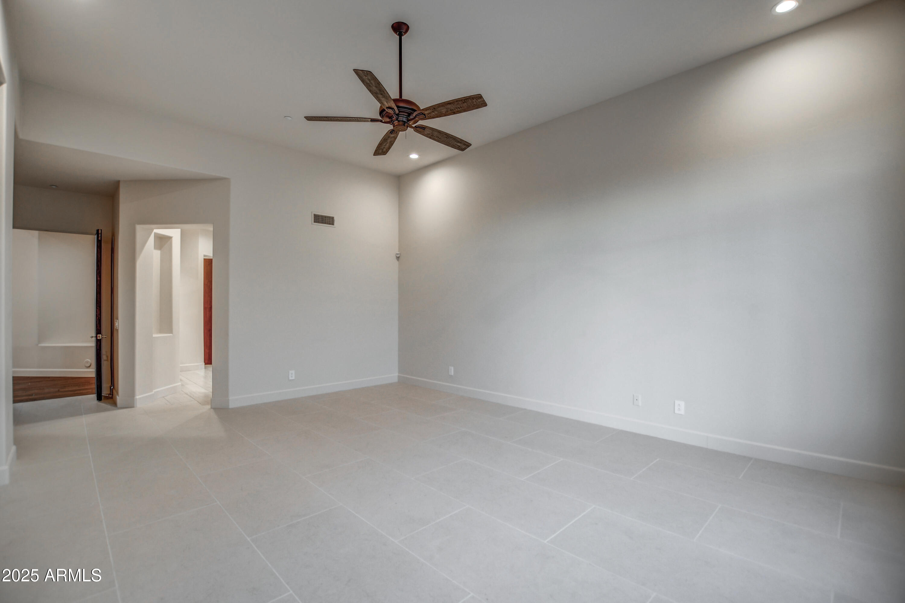 9671 East Monument Drive Scottsdale, AZ 85262 - Photo 38 of 124 Primary Bed 4