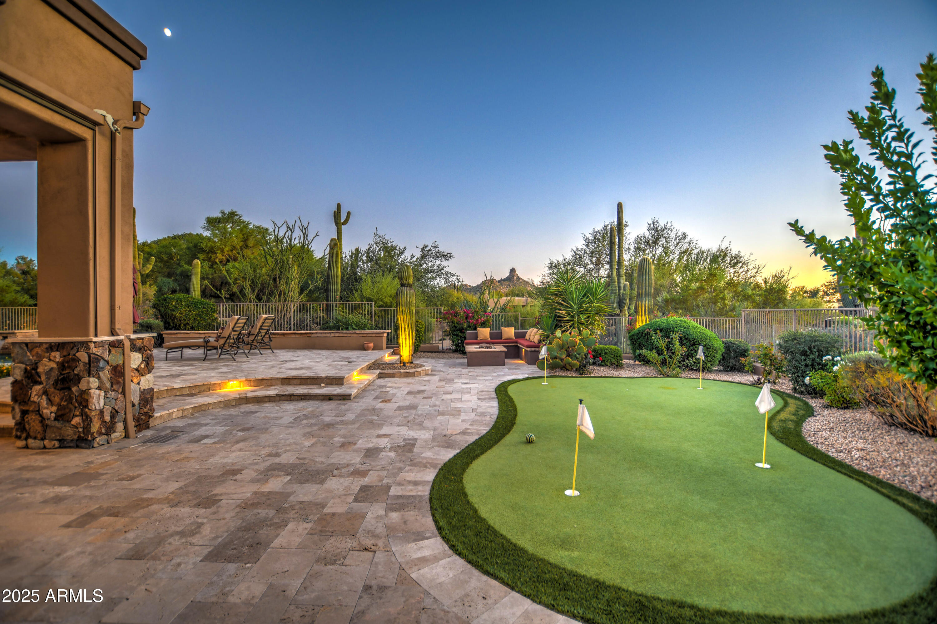 9671 East Monument Drive Scottsdale, AZ 85262 - Photo 94 of 124 Twilight 30