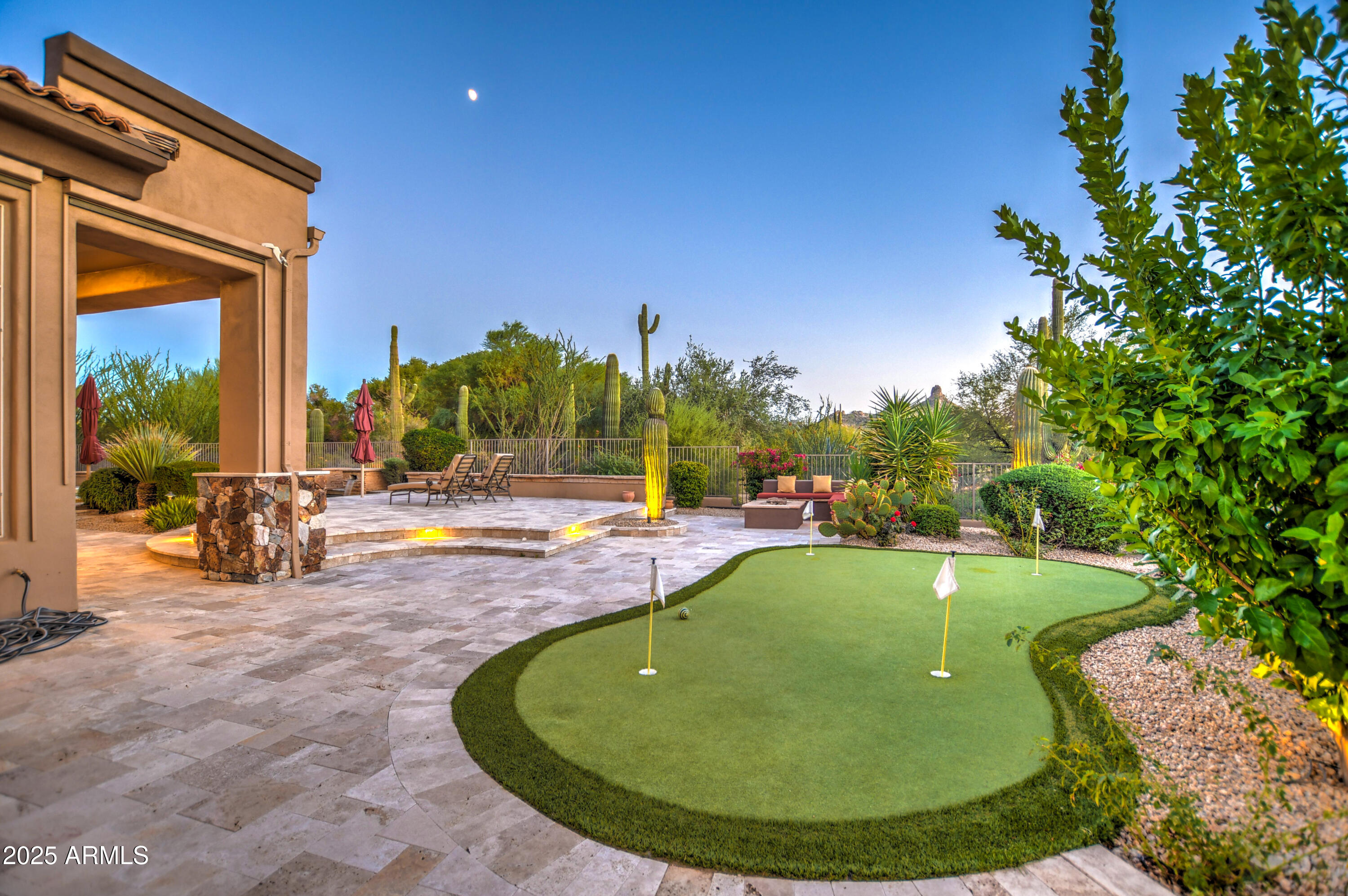 9671 East Monument Drive Scottsdale, AZ 85262 - Photo 97 of 124 Twilight 32