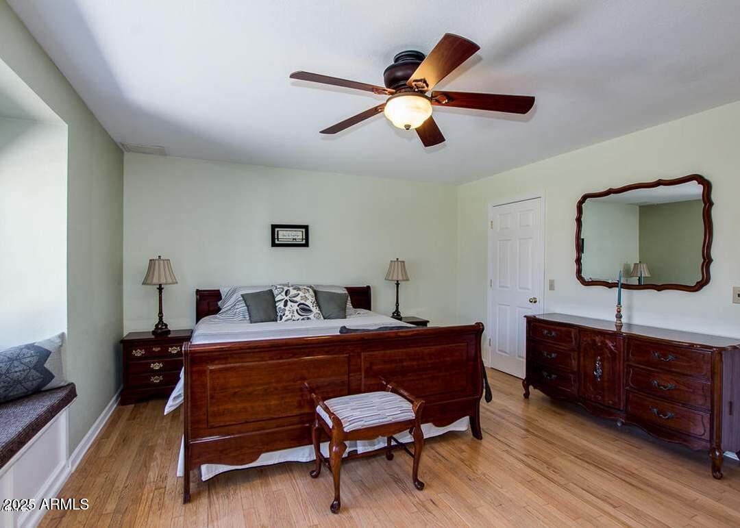 7738 West Shangri-la Road Peoria, AZ 85345 - Photo 16 of 30