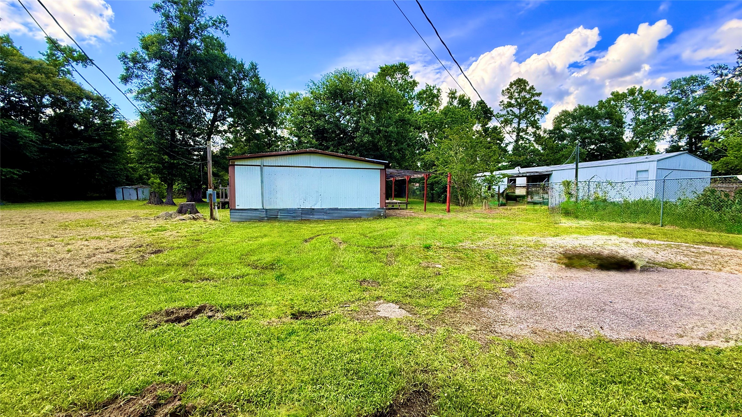 833 Beach Airport Road Conroe, TX 77301 - Photo 15 of 19