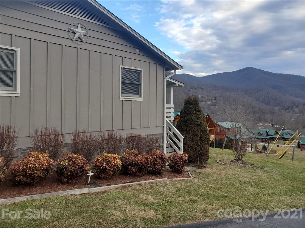 18 Stoney Ridge Loop Maggie Valley, NC 28751 - Photo 3 of 12