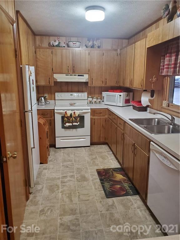 18 Stoney Ridge Loop Maggie Valley, NC 28751 - Photo 4 of 12