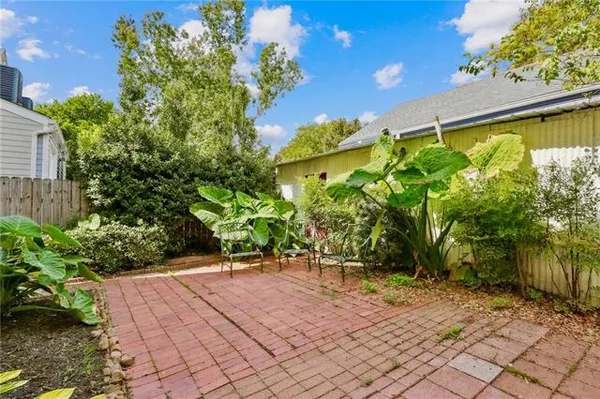 $3,500 | 4509 Camp Street, New Orleans, LA 70115