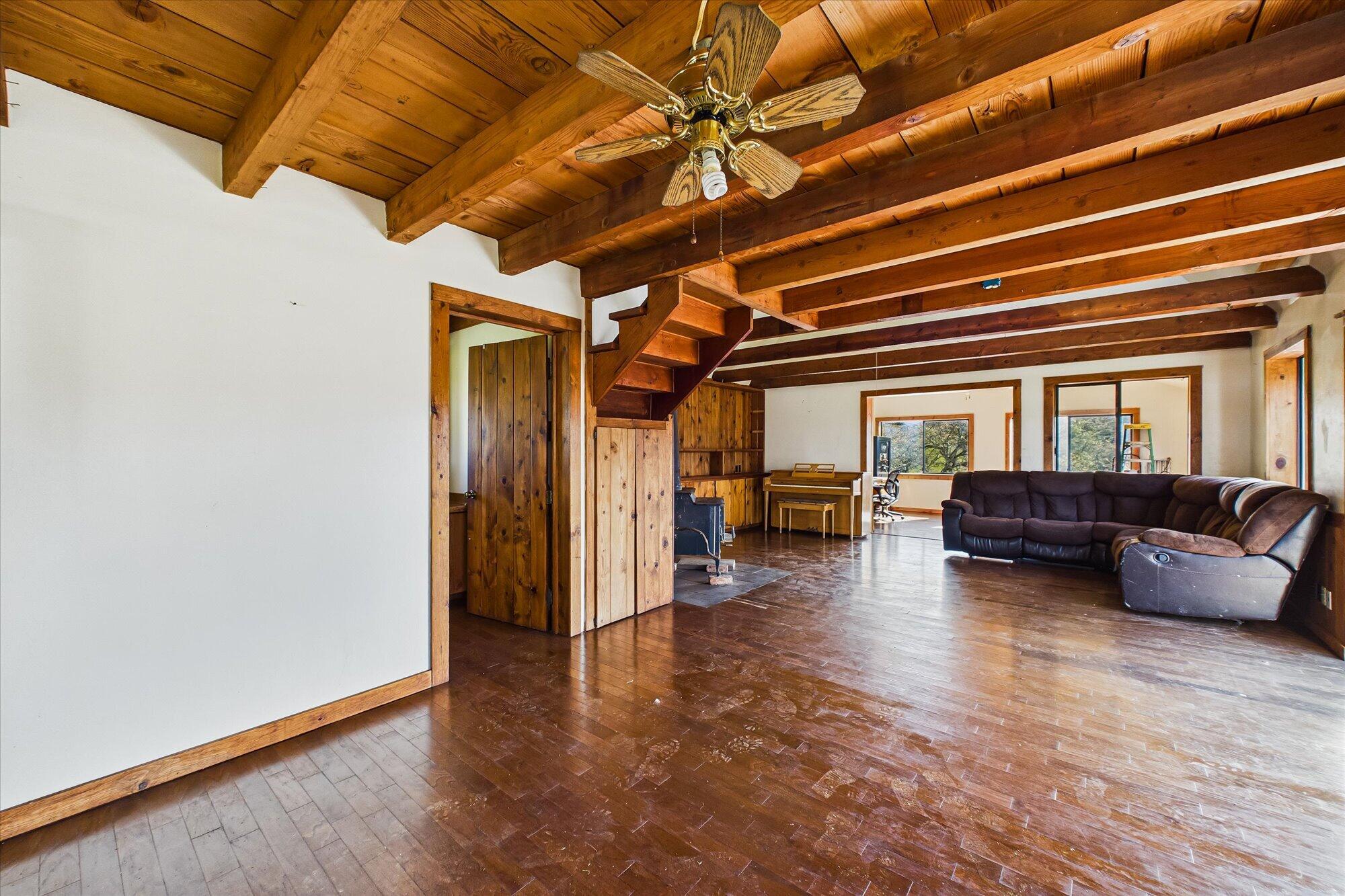 1960 Burr Valley Road Bridgeville, CA 95526 - Photo 16 of 63