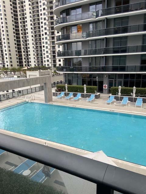 45 Southwest 9th Street, Unit 1007 Miami, FL 33130 - Photo 13 of 63
