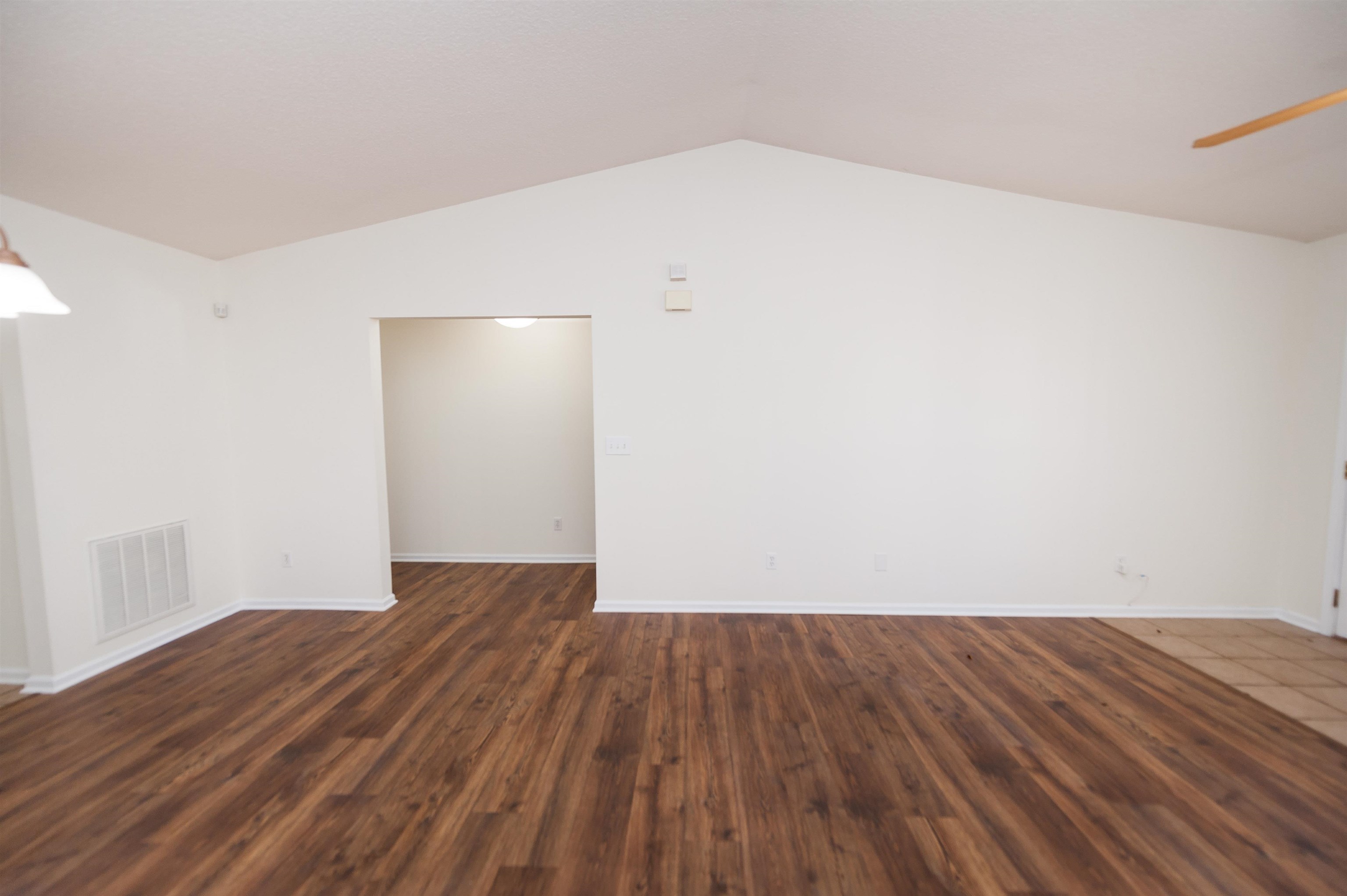 708 Larado Court Moore, SC 29369 - Photo 6 of 27