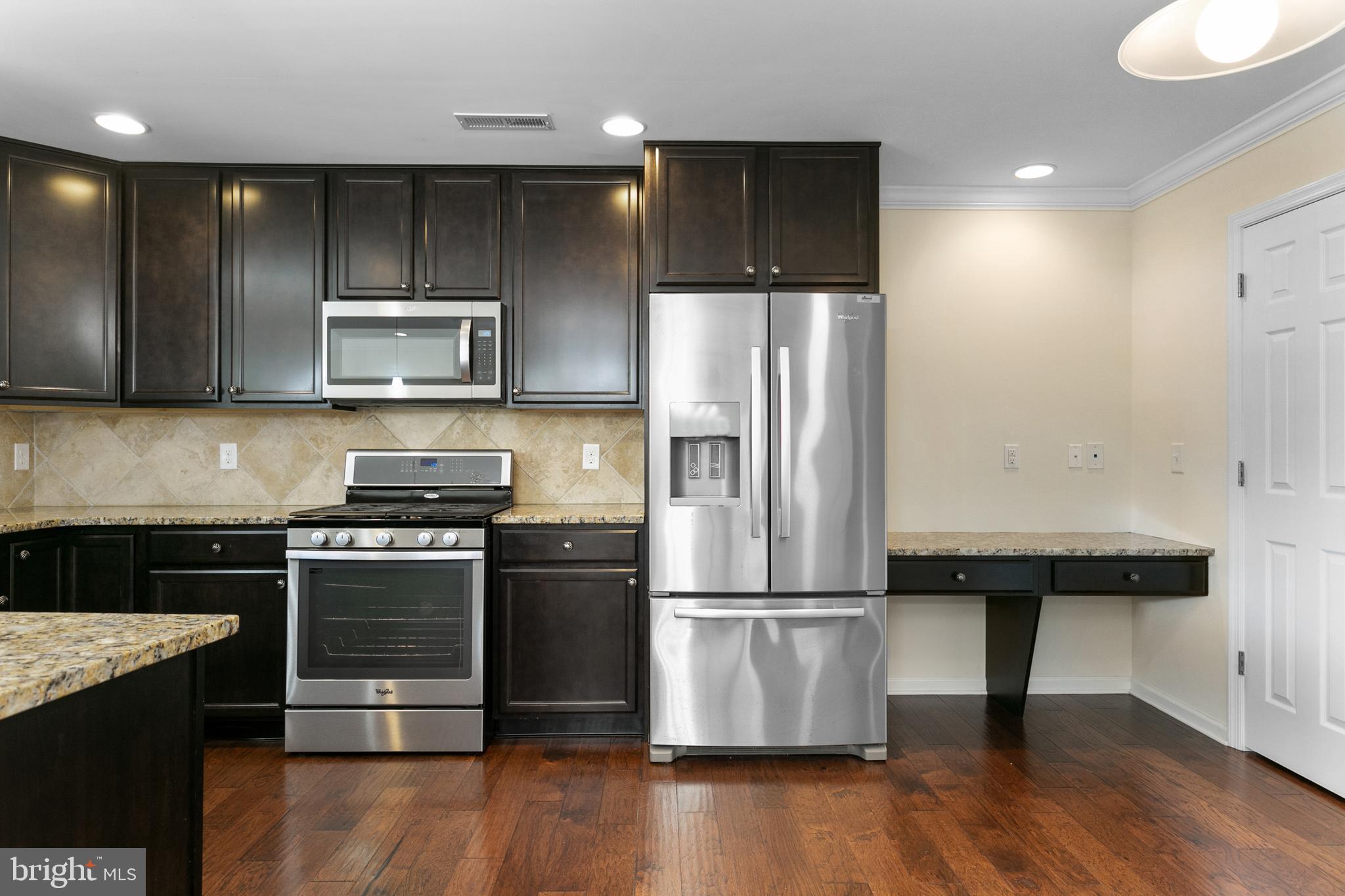 306 Lexington Road Swedesboro, NJ 08085 - Photo 13 of 26 Gallery Image 13