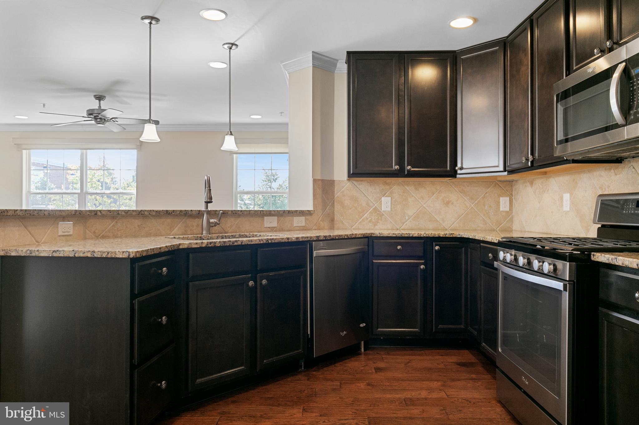 306 Lexington Road Swedesboro, NJ 08085 - Photo 14 of 26 Gallery Image 14