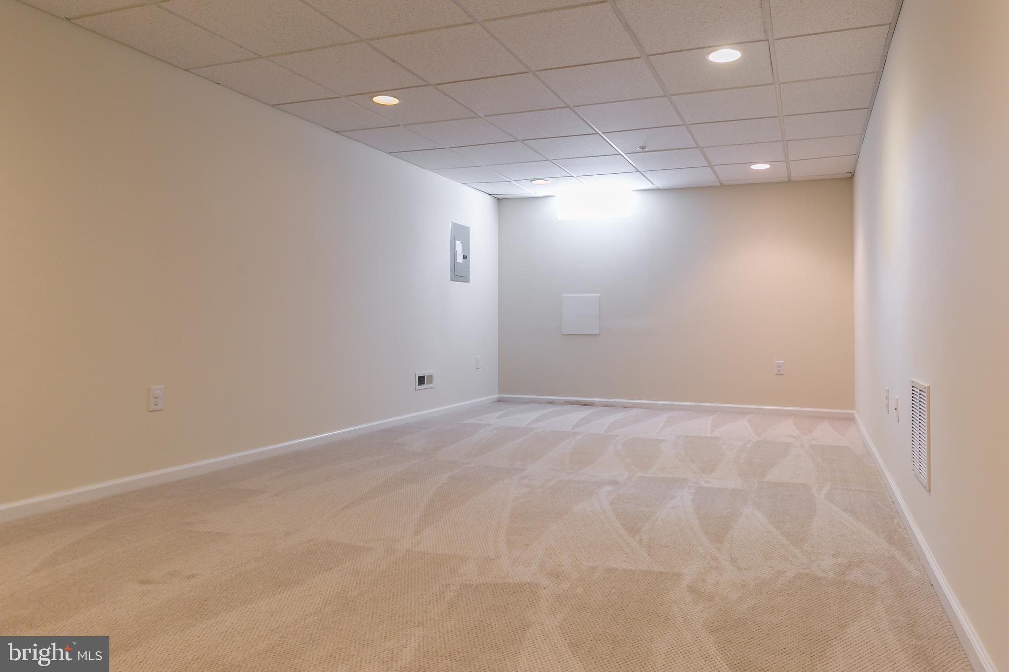 306 Lexington Road Swedesboro, NJ 08085 - Photo 25 of 26 Gallery Image 25