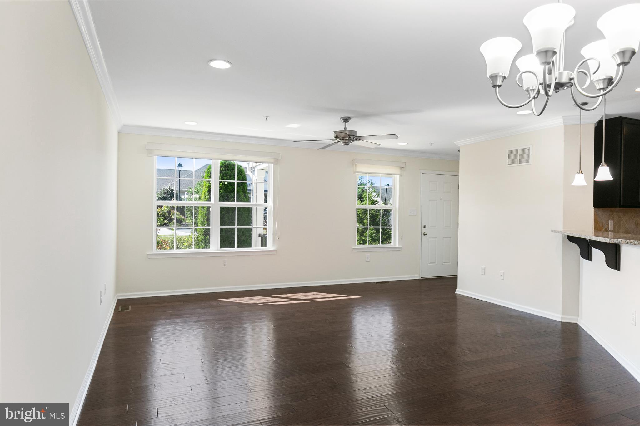 306 Lexington Road Swedesboro, NJ 08085 - Photo 6 of 26 Gallery Image 6