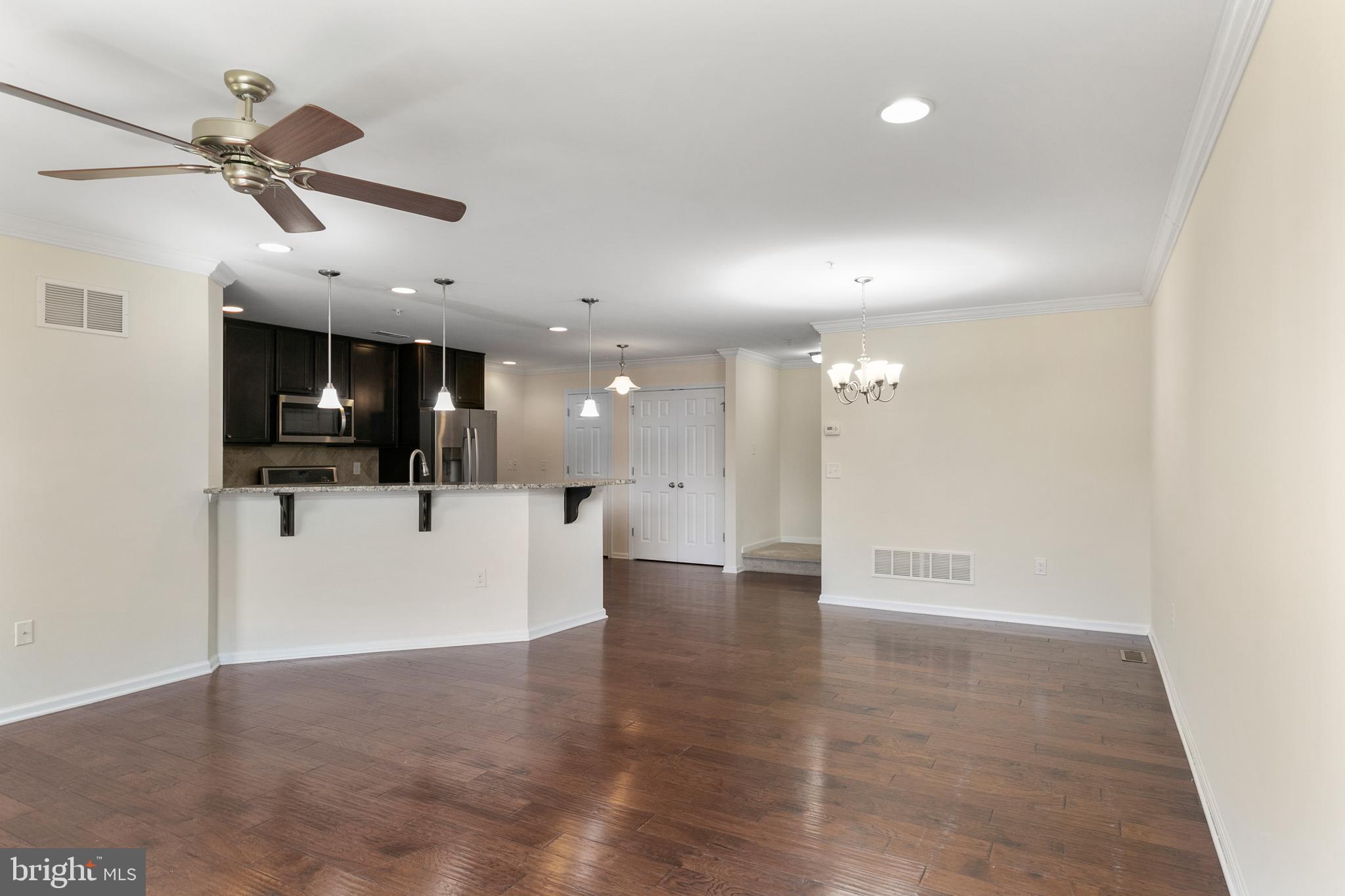 306 Lexington Road Swedesboro, NJ 08085 - Photo 8 of 26 Gallery Image 8