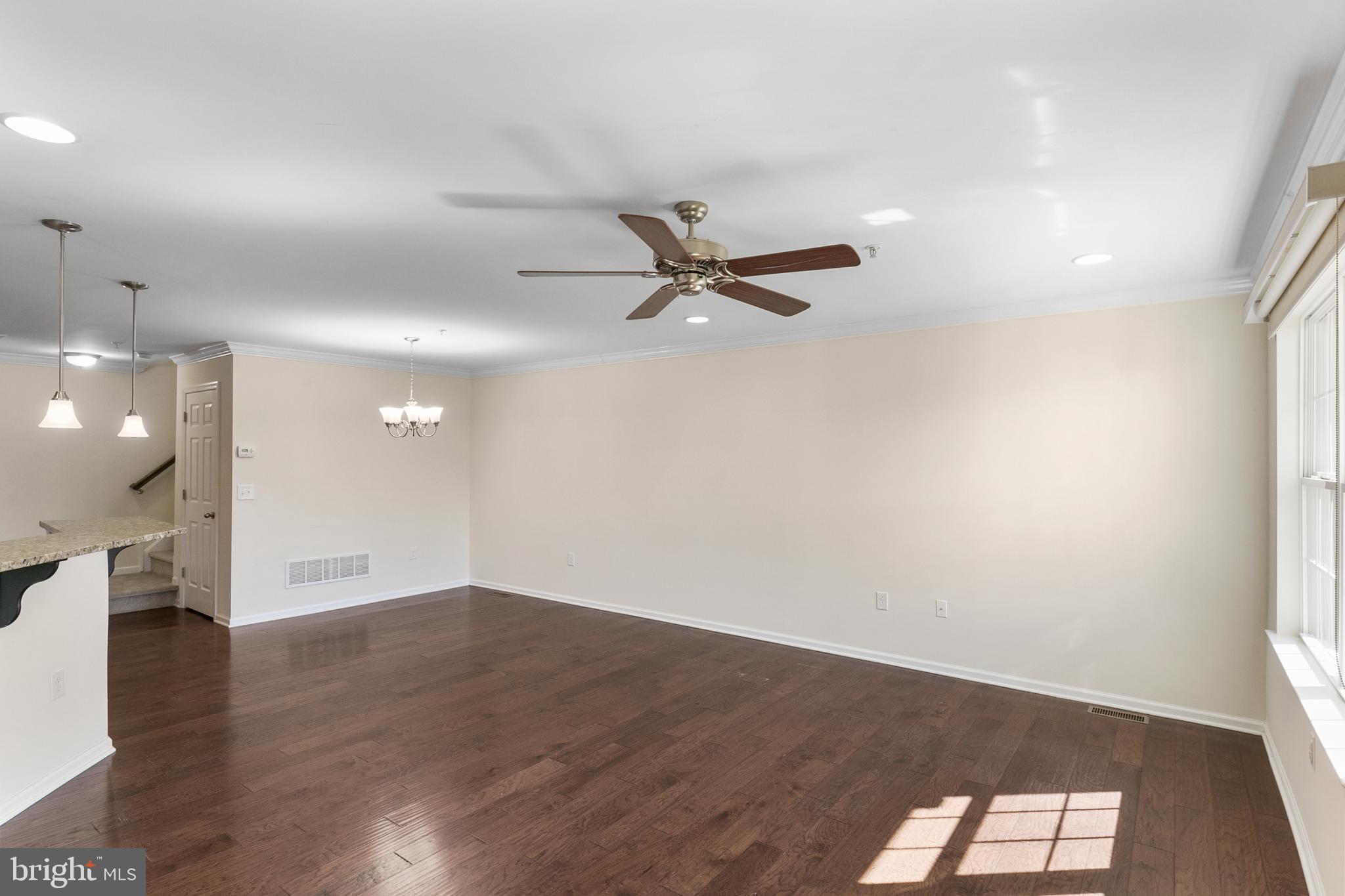 306 Lexington Road Swedesboro, NJ 08085 - Photo 9 of 26 Gallery Image 9
