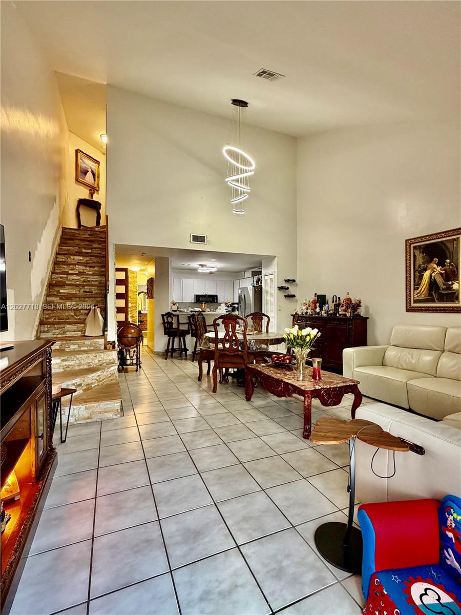 6492 Southwest 129th Avenue Miami, FL 33183 - Photo 7 of 23