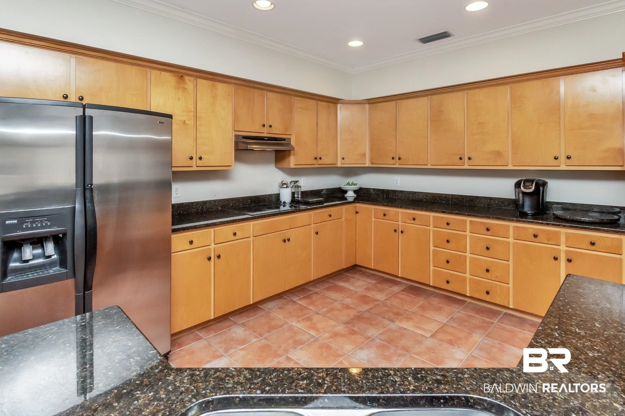 3328 Harbor View Court Mobile, AL 36605 - Photo 11 of 43