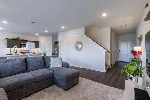 $285,000 | 1302 Delmita Drive, Forney, TX 75126