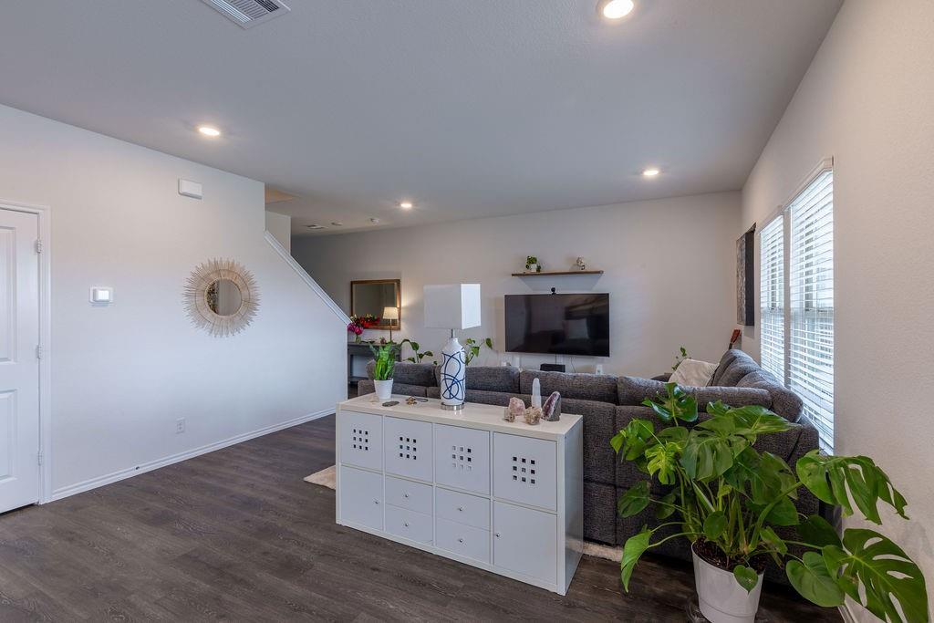 1302 Delmita Drive Forney, TX 75126 - Photo 7 of 38