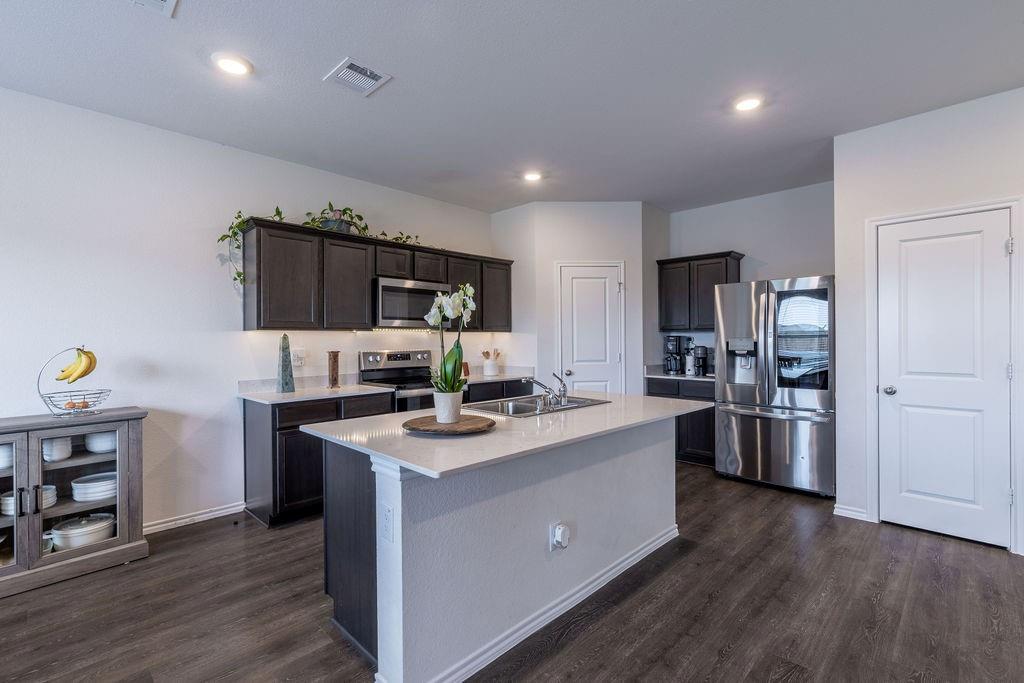 1302 Delmita Drive Forney, TX 75126 - Photo 8 of 38