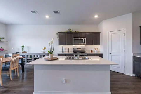 $285,000 | 1302 Delmita Drive, Forney, TX 75126