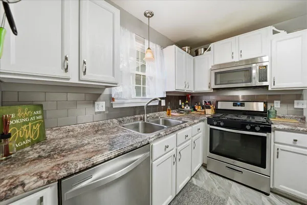 $269,900 | 2258 Iris Street, Portage, IN 46368