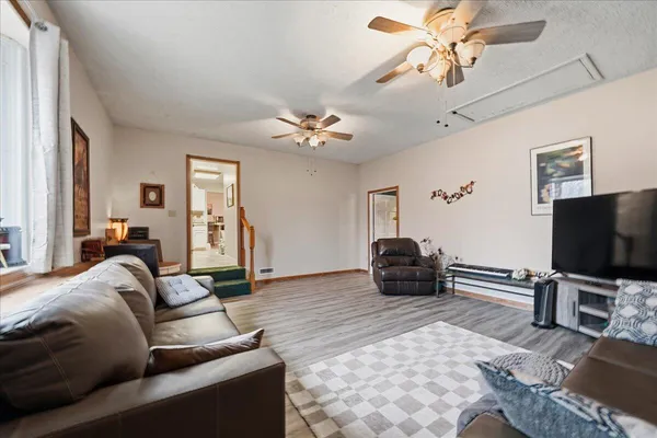 $269,900 | 2258 Iris Street, Portage, IN 46368