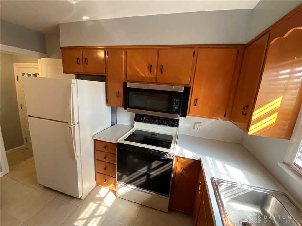 427 Shroyer Road Dayton, OH 45419 - Photo 18 of 34 Gallery Image 18