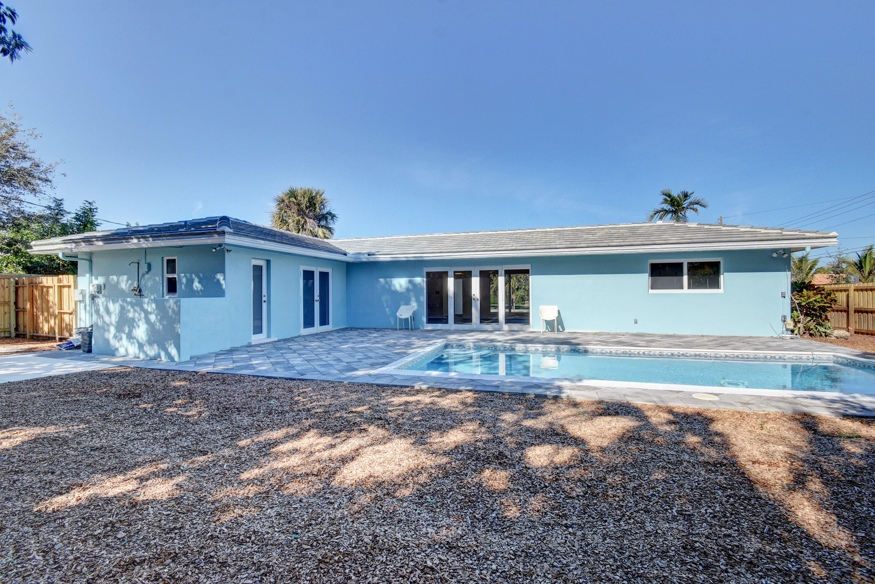 698 Glouchester Street Boca Raton, FL 33487 - Photo 29 of 36 HUGE LOT