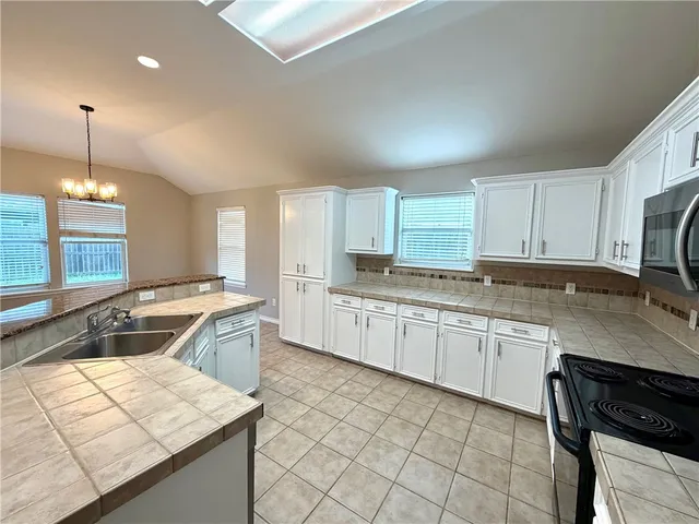 $2,085 | 6622 Samba Drive, Corpus Christi, TX 78414