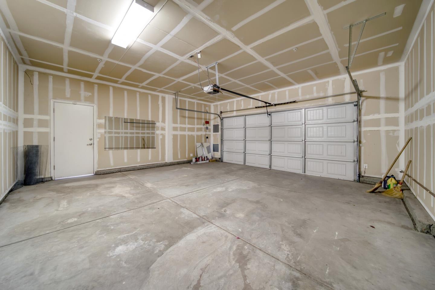 1479 Orgullo Lane Manteca, CA 95337 - Photo 36 of 39 a view of empty room