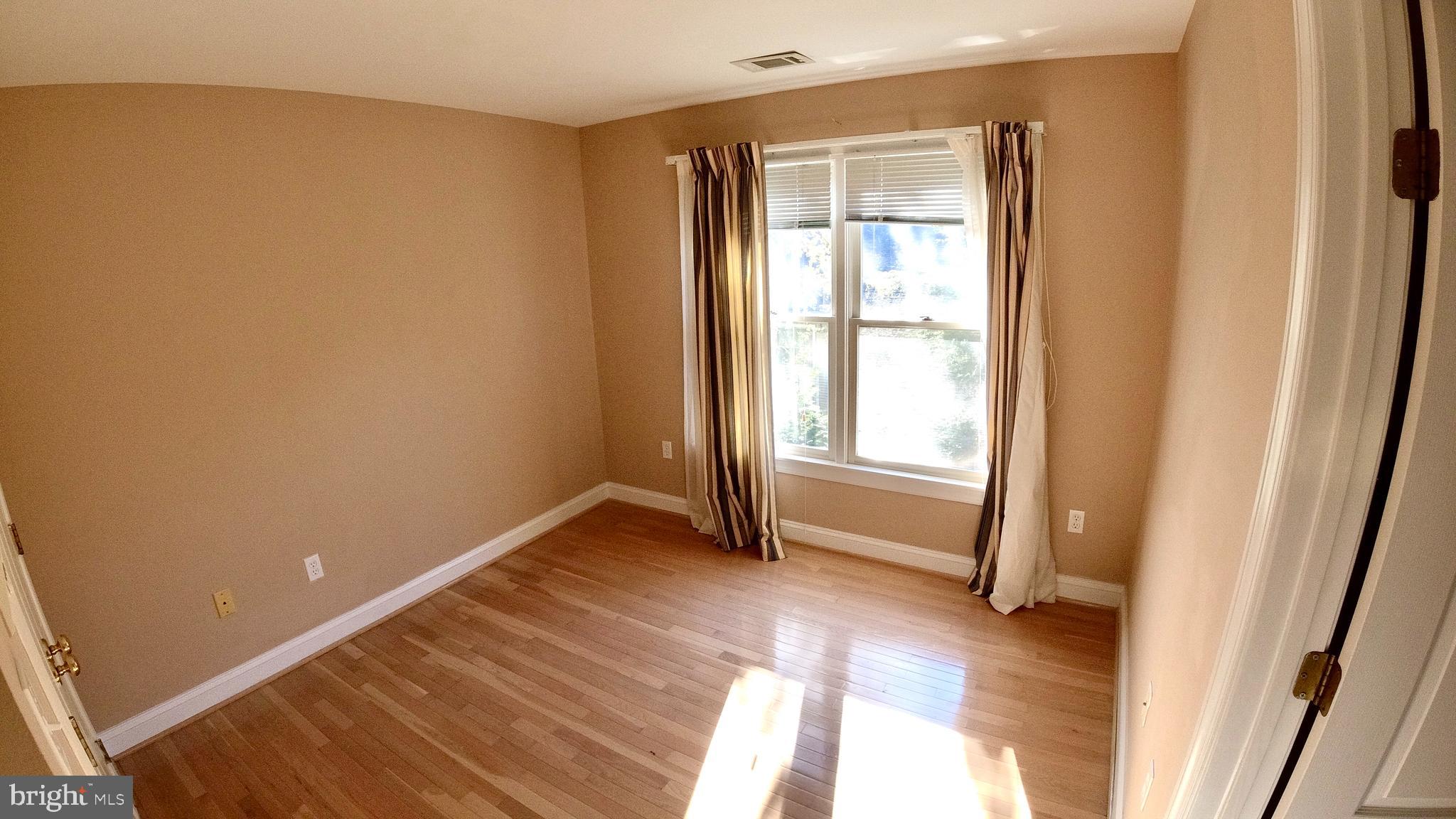 9412 Spruce Tree Circle Bethesda, MD 20814 - Photo 38 of 53