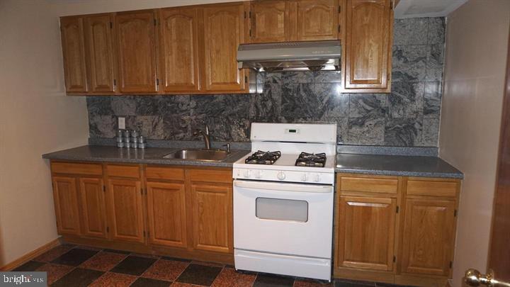 9412 Spruce Tree Circle Bethesda, MD 20814 - Photo 46 of 53