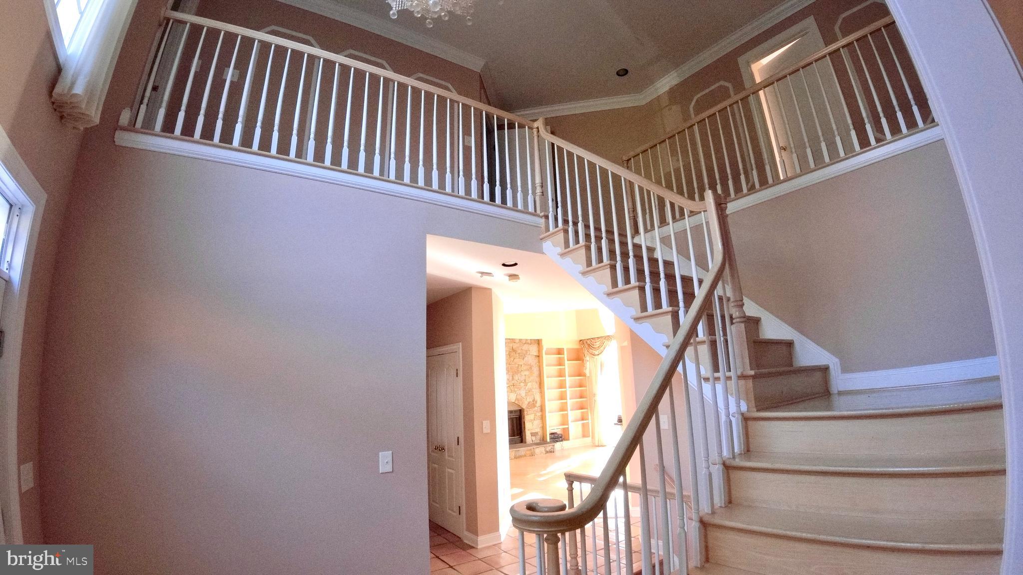 9412 Spruce Tree Circle Bethesda, MD 20814 - Photo 5 of 53