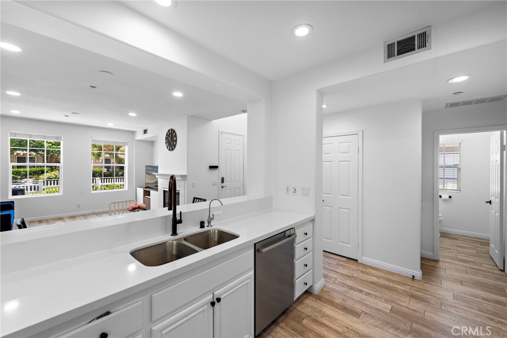 15 Strawflower Street Ladera Ranch, CA 92694 - Photo 12 of 42