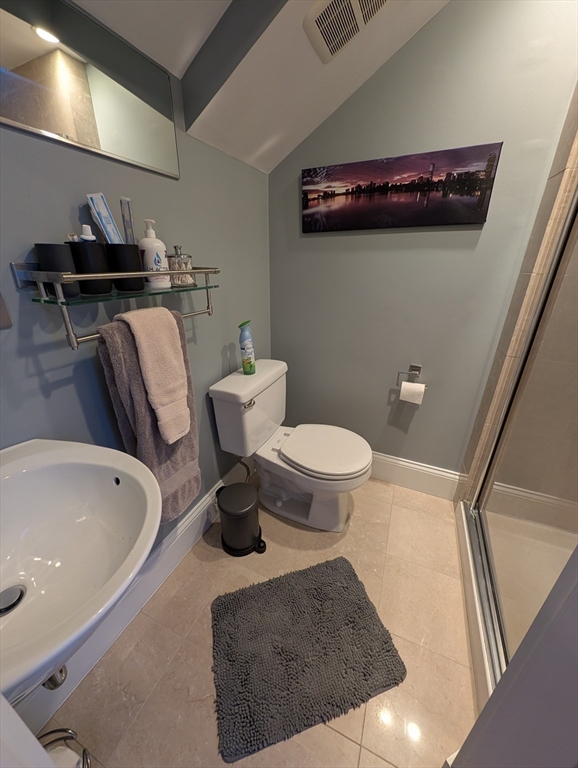 86 West Springfield Street, Unit 3 Boston, MA 02118 - Photo 31 of 39 a bathroom with a toilet and a sink