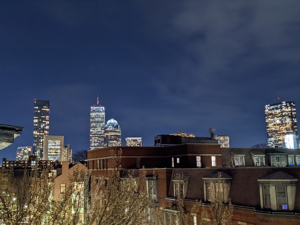 86 West Springfield Street, Unit 3 Boston, MA 02118 - Photo 39 of 39 a view of a balcony with chairs
