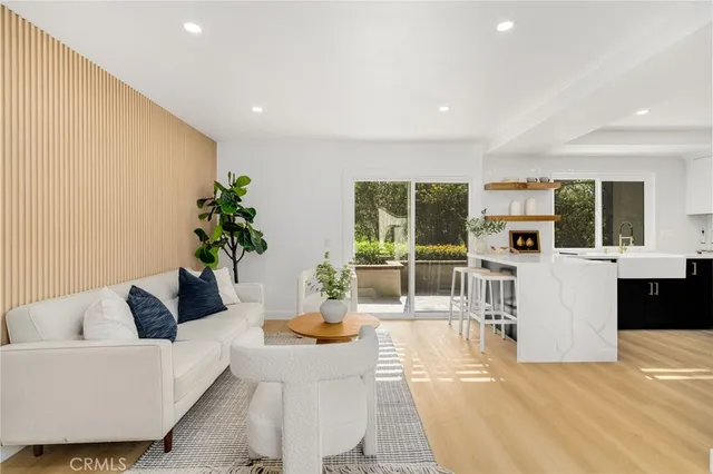 $1,850,000 | 1 Misty Meadow, Unit 30, Irvine, CA 92612