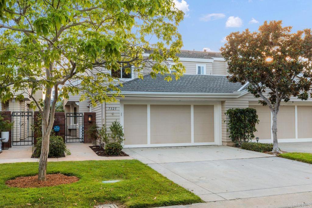 7325 Lantana Terrace Carlsbad, CA 92011 - Photo 2 of 36