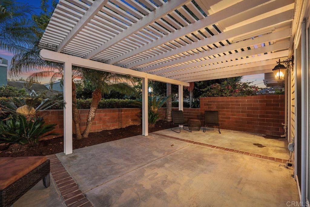 7325 Lantana Terrace Carlsbad, CA 92011 - Photo 25 of 36