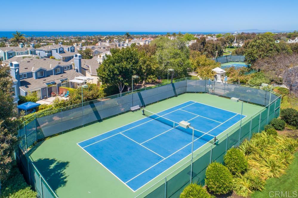 7325 Lantana Terrace Carlsbad, CA 92011 - Photo 35 of 36 a view of a tennis ground with a table