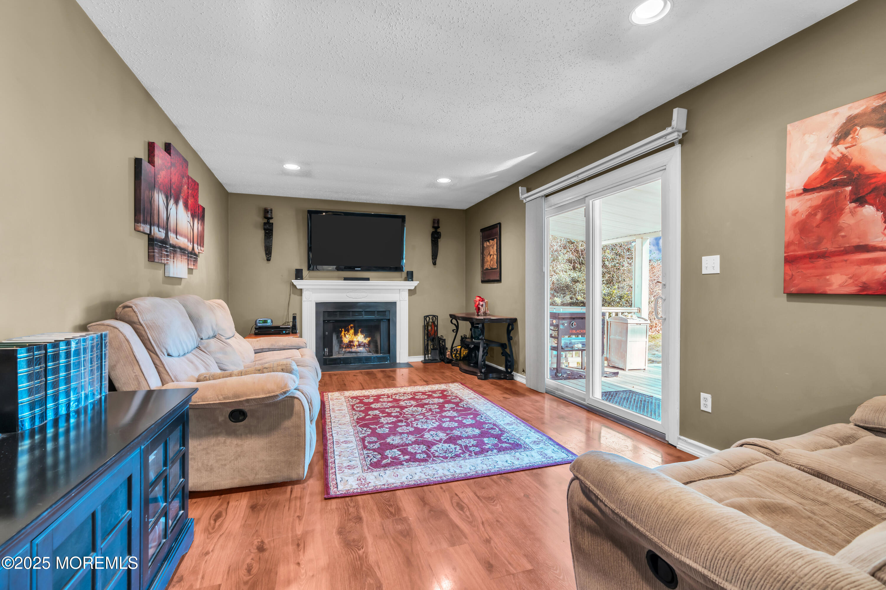 8 Hialeah Court Howell, NJ 07731 - Photo 17 of 58 025_dsc07522-1_449