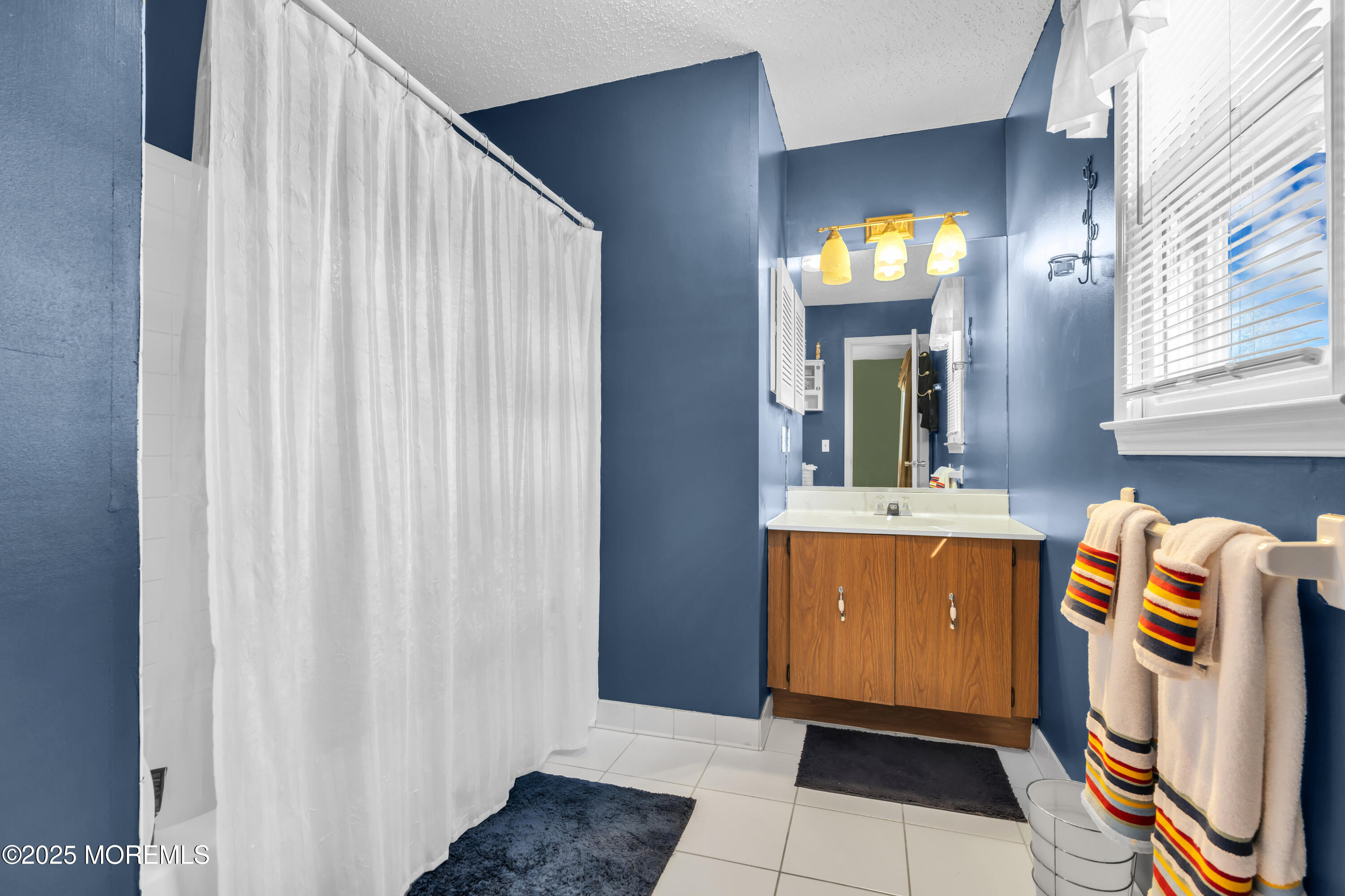 8 Hialeah Court Howell, NJ 07731 - Photo 22 of 58 044_dsc07622_923